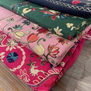 Pashmina Bordada Suave